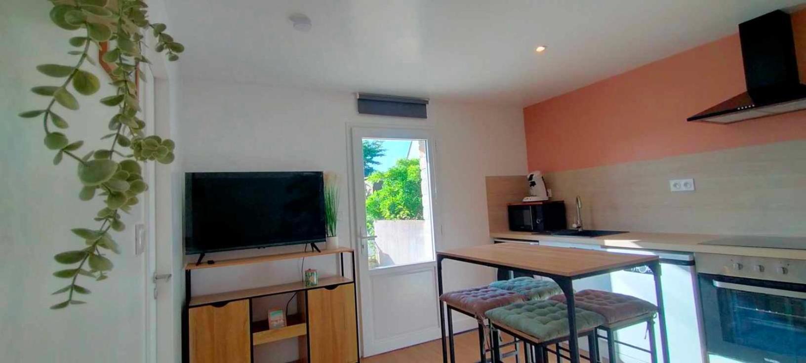 Apartment T2 *